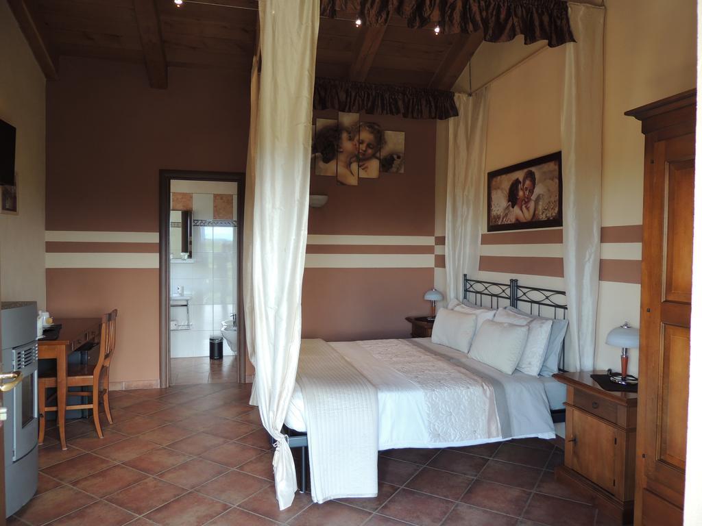 Da Fabiana Bed & Breakfast Bossolasco Exterior photo