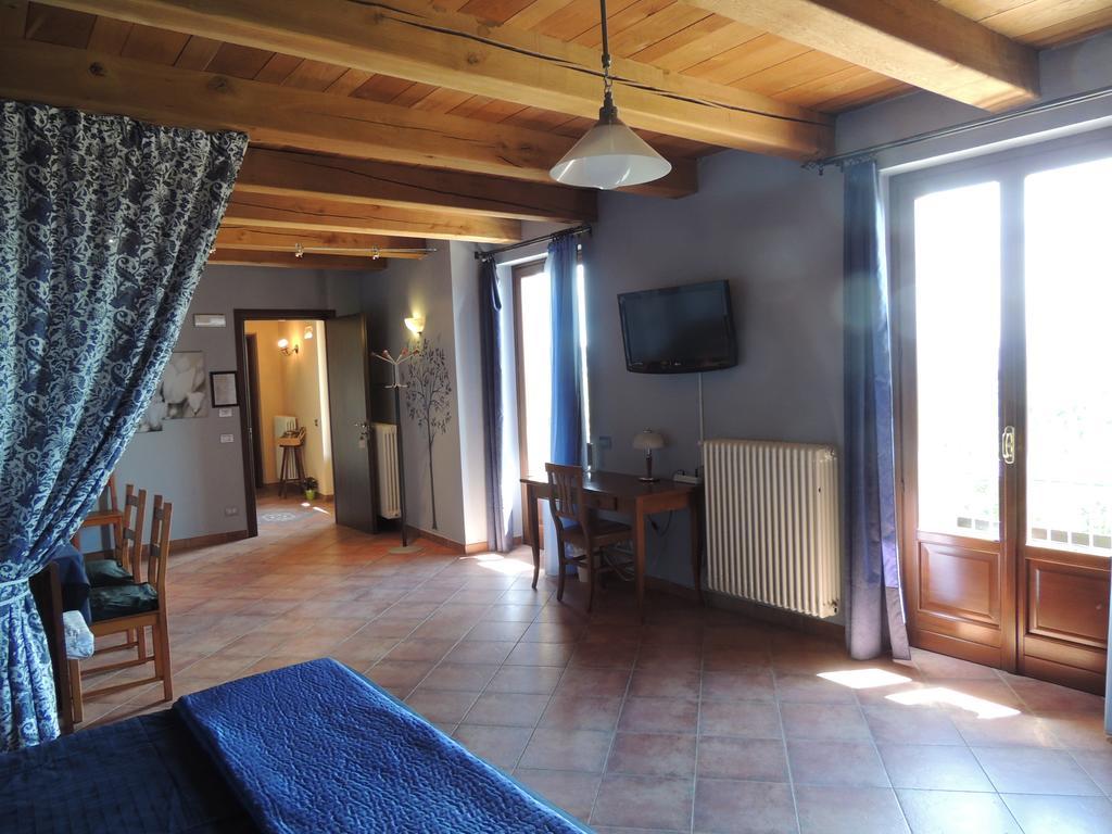 Da Fabiana Bed & Breakfast Bossolasco Exterior photo
